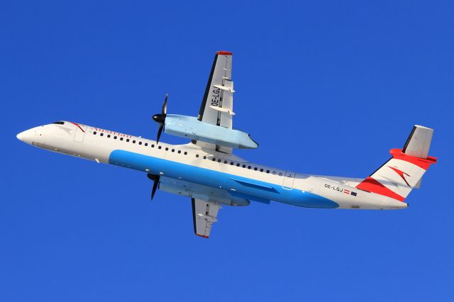 de Havilland Dash 8-400 (OE-LGJ)