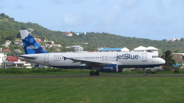 Airbus A320 (N503JB)