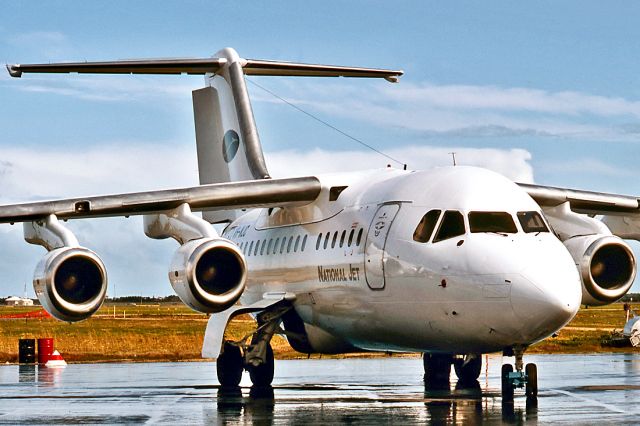 VH-NJC — - NATIONAL JET SYSTEMS - BRITISH AEROSPACE BAe-146-100 - REG : VH-NJC (CN E1013) - ADELAIDE INTERNATIONAL AIRPORT SA. AUSTRALIA - YPAD 5/8/1990