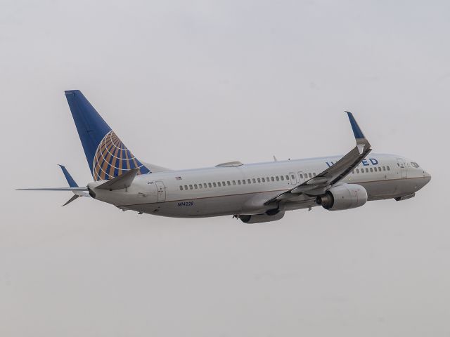 Boeing 737-800 (N14228) - 2/15/2020