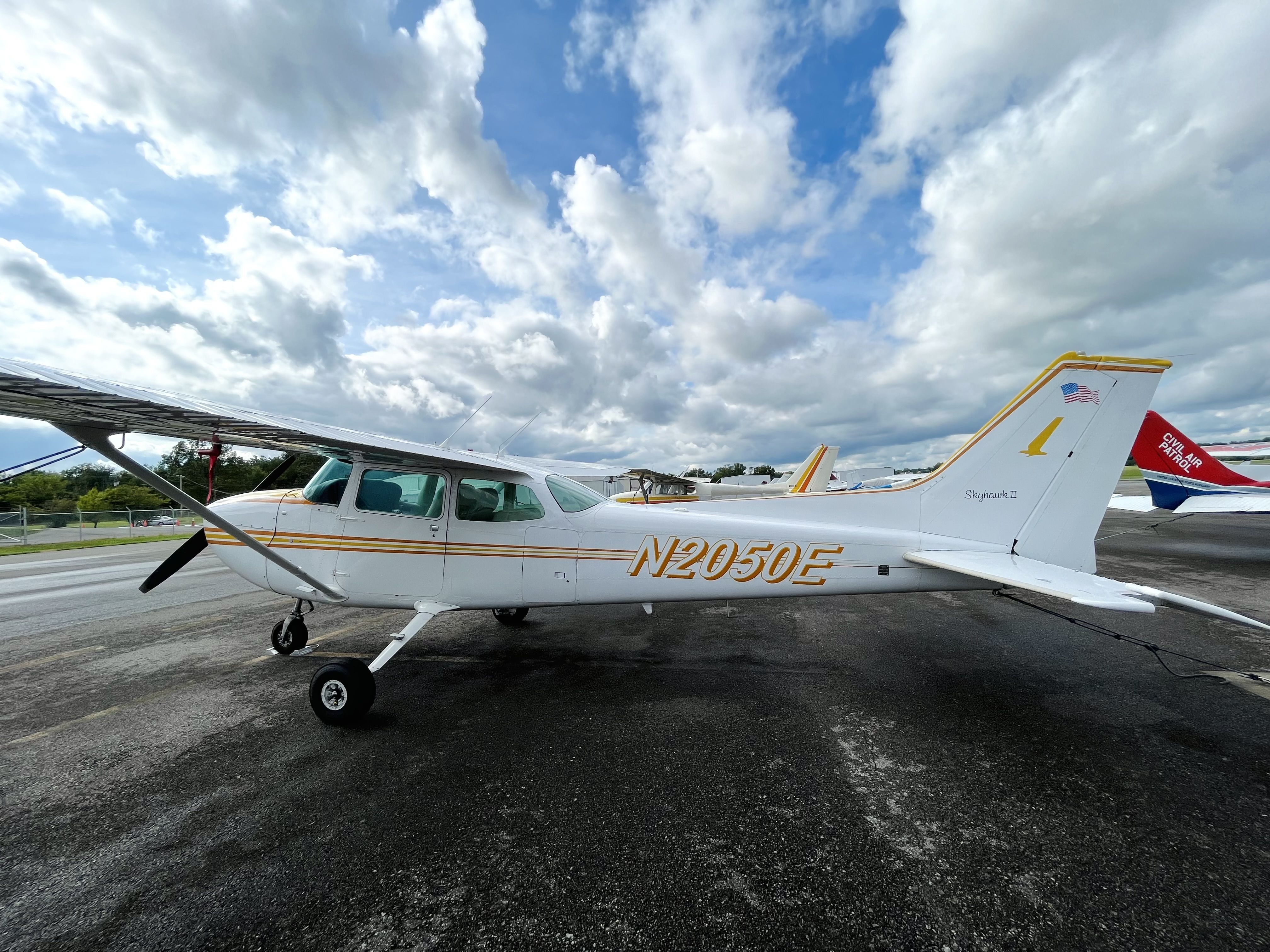 Cessna Skyhawk (N2050E)