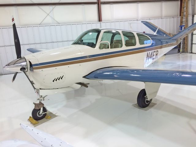 Beechcraft 35 Bonanza (N4ER)