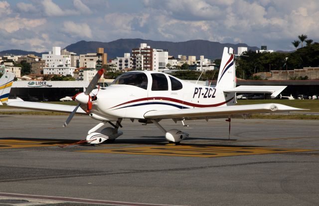 Vans RV-10 (PT-ZCZ)