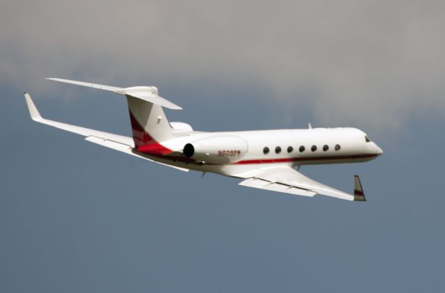 Gulfstream Aerospace Gulfstream V (N609PM) - Thats the FIRST CLASS of business aviation. No location as per request of the aircraft owner.