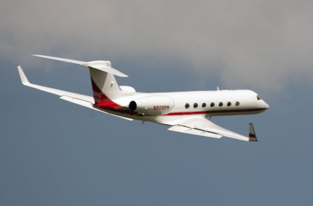 Gulfstream Aerospace Gulfstream V (N609PM) - Thats the FIRST CLASS of business aviation. No location as per request of the aircraft owner.