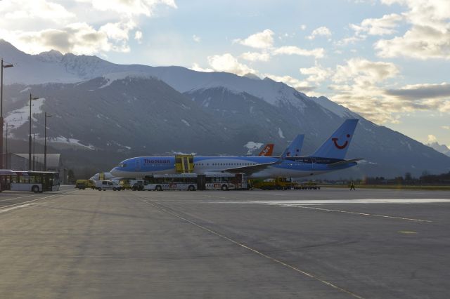 Boeing 757-200 (G-OOBB)