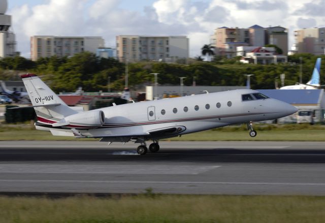 IAI Gulfstream G200 (OY-IUV)