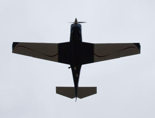 Mooney M-20 (N205AD) - Built for speed. Aircraft is based at RELIANT AIR, where you find the lowest fuel price on the Danbury (KDXR) airport.