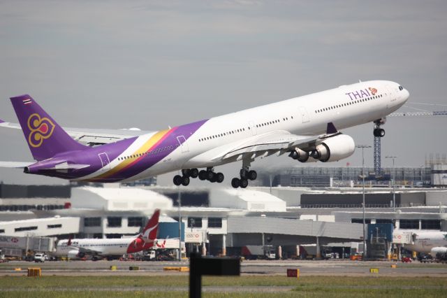 Airbus A340-600 (HS-TNF)