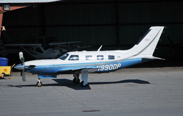 Piper Malibu Mirage (N990DP)