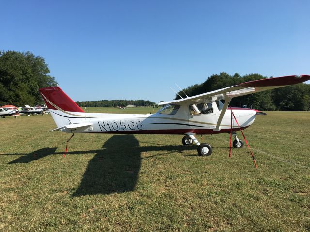 Cessna Commuter (N10568)