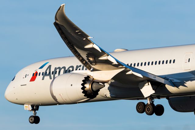 Boeing 787-9 Dreamliner (N841AN)