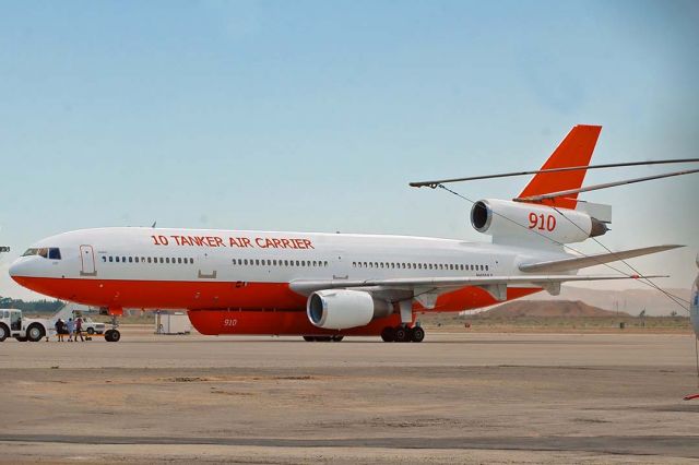 McDonnell Douglas DC-10 (N450AX) - 10 Tanker Air Carrier McDonnell-Douglas DC-10-10 N450AX returned to the Southern California Logisitics Airport at Victorville from its performance at the Paris Air Show on June 17, 2005.