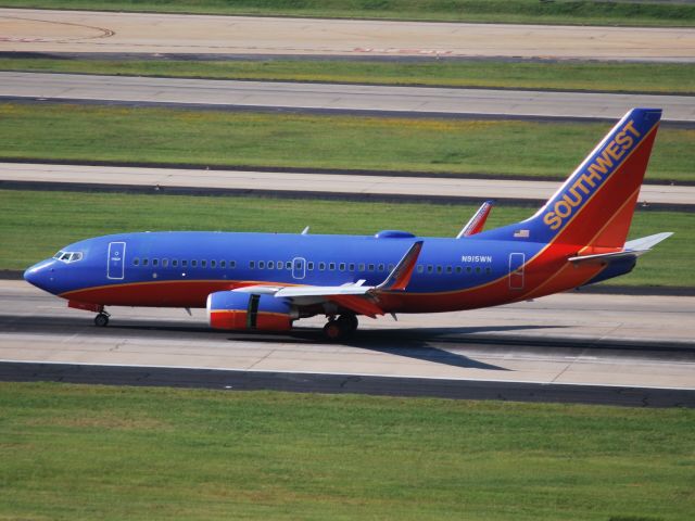 Boeing 737-700 (N915WN) - Arriving - 6/16/12