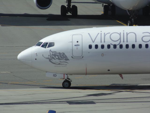 Boeing 737-800 (VH-YID)