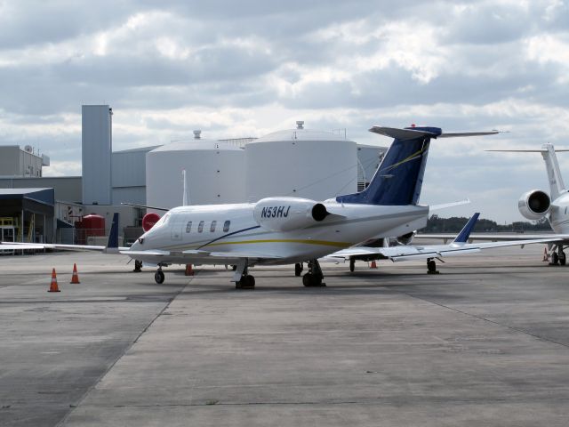 Learjet 55 (N53HJ) - Fast Lear Jet!