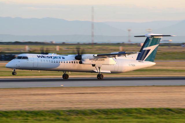 de Havilland Dash 8-400 (C-FNEN)