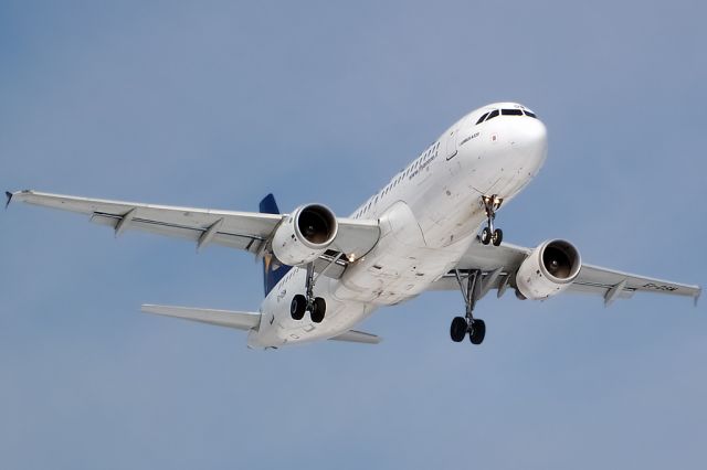 Embraer 170/175 (EI-DSM)