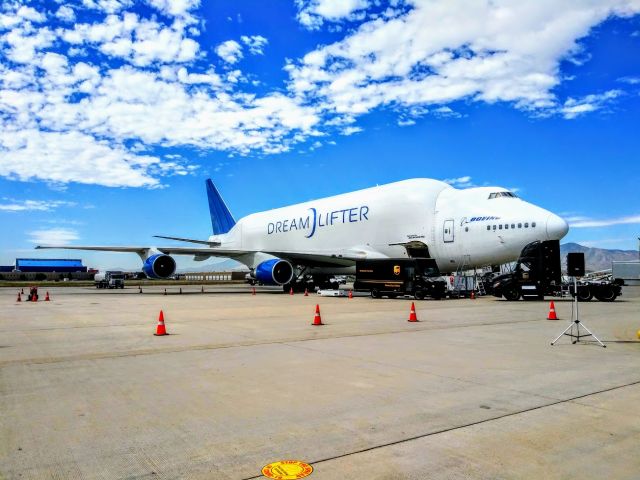 Boeing Dreamlifter (N747BC)