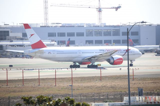 Boeing 777-200 (OE-LPD)