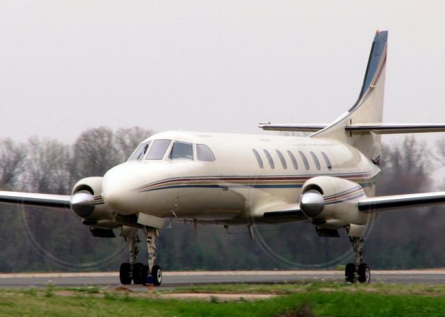 Fairchild Dornier SA-227DC Metro (N54GP) - Taxiing to the active at Shreveports Downtown Airport.