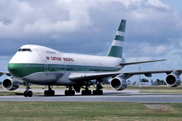 Boeing 747-200 (VR-HIB) - CATHAY PACIFIC AIRWAYS - BOEING 747-267B - REG : VR-HIB (CN 22149/466) - ADELAIDE INTERNATIONAL AIRPORT SA. AUSTRALIA - YPAD 1/11/1992