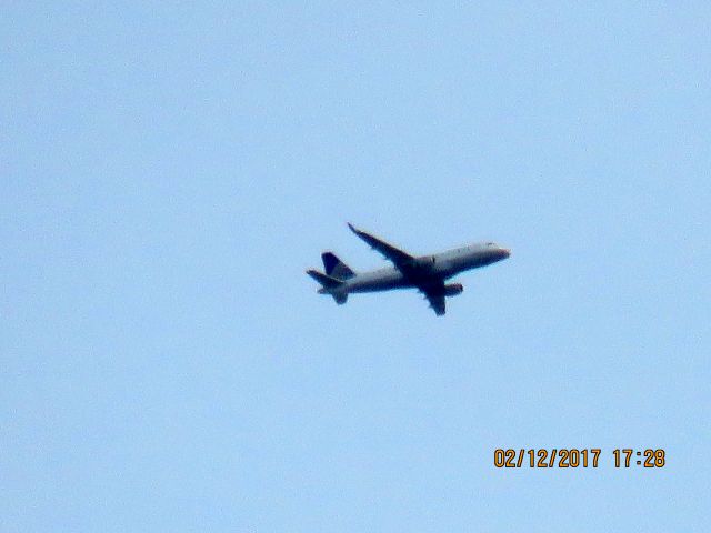 Embraer 170/175 (N856RW)