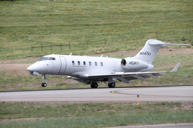 Bombardier Challenger 300 (N547XJ)