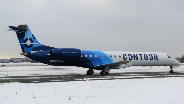 Embraer ERJ-145 (N11565) - Super rare visitor to BUF! Contour Airlines E145 on the FBO ramp!!! Plz select full for hd :)