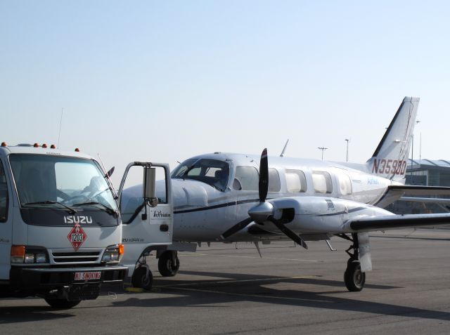 Beechcraft Baron (58) (N3590D) - It is a PA31.