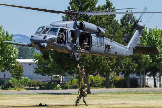 Sikorsky S-70 —