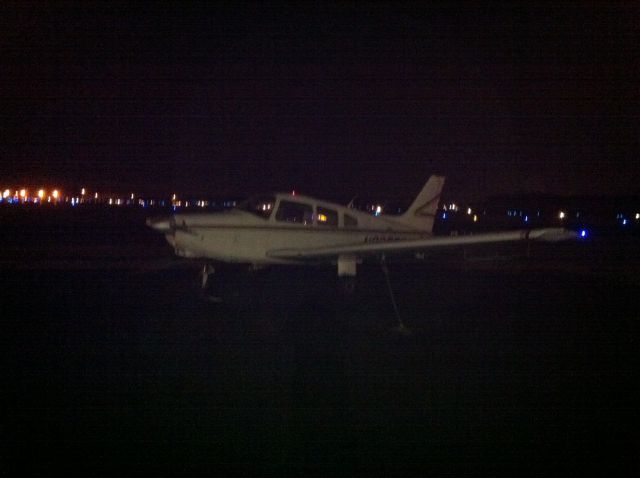 Piper Cherokee (N8360W)