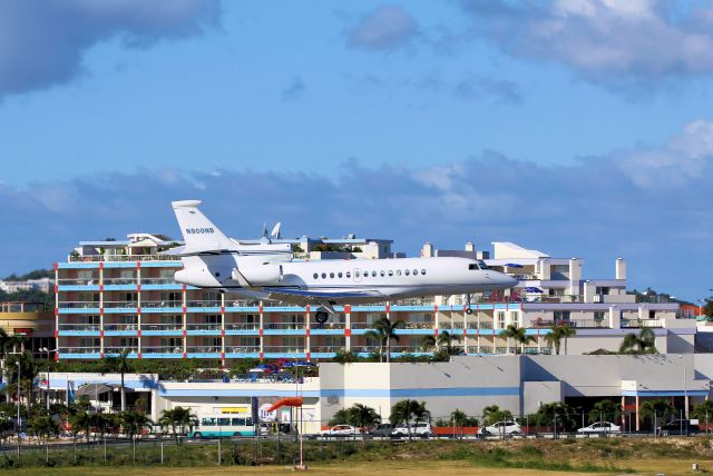 Dassault Falcon 7X (N900NB)