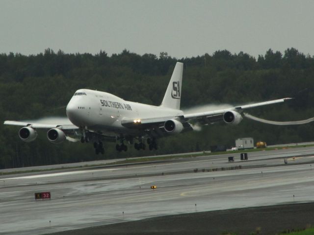 Boeing 747-200 (N748SA)