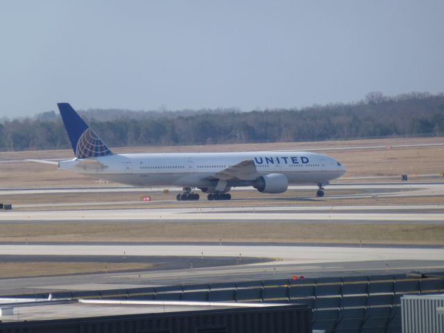 Boeing 777-200 (N798UA) - @IAD Daily Parking Garage #2 5th floor