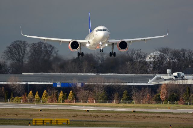 Airbus A320neo (SE-ROA)