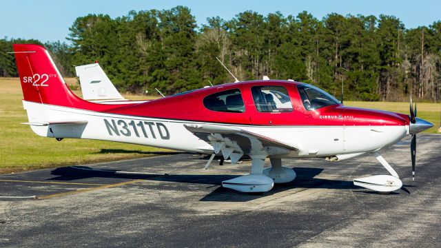 Cirrus SR-22 (N311TD)