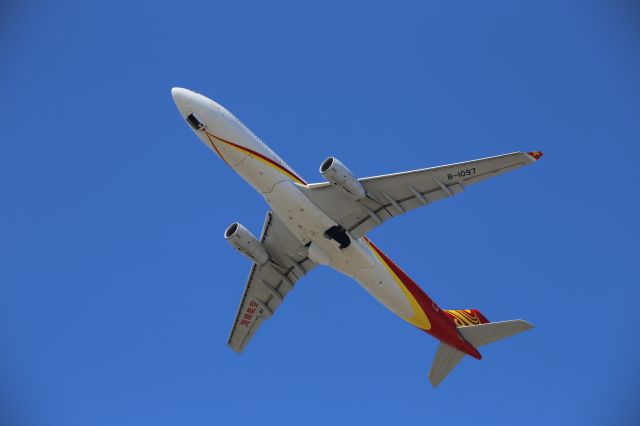 Airbus A330-300 (B-1097)