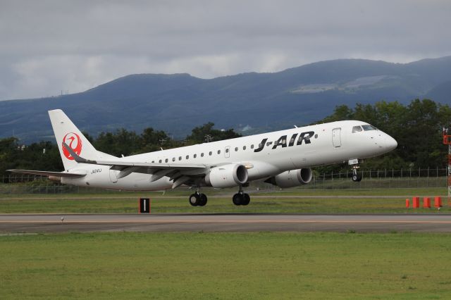 Embraer ERJ-190 (JA241J) - September 6th 2020:ITM-HKD.