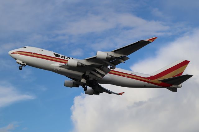 Boeing 747-400 (N705CK) - Takeoff from 15-33 to the north