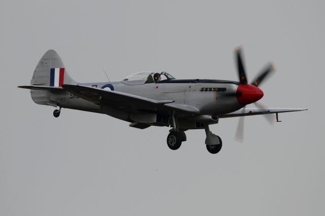 SUPERMARINE Spitfire —