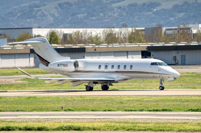 Canadair Challenger 350 (N771QS) - Bombardier BD100-1A10  Challenger 350 at Livermore Municipal Airport (CA).br /April 2021