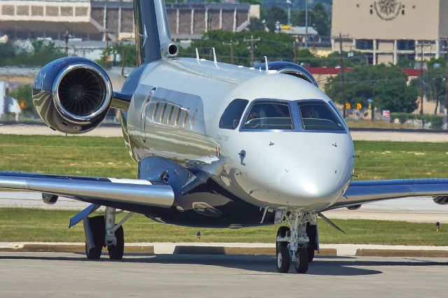 Embraer Legacy 550 (XA-COS)