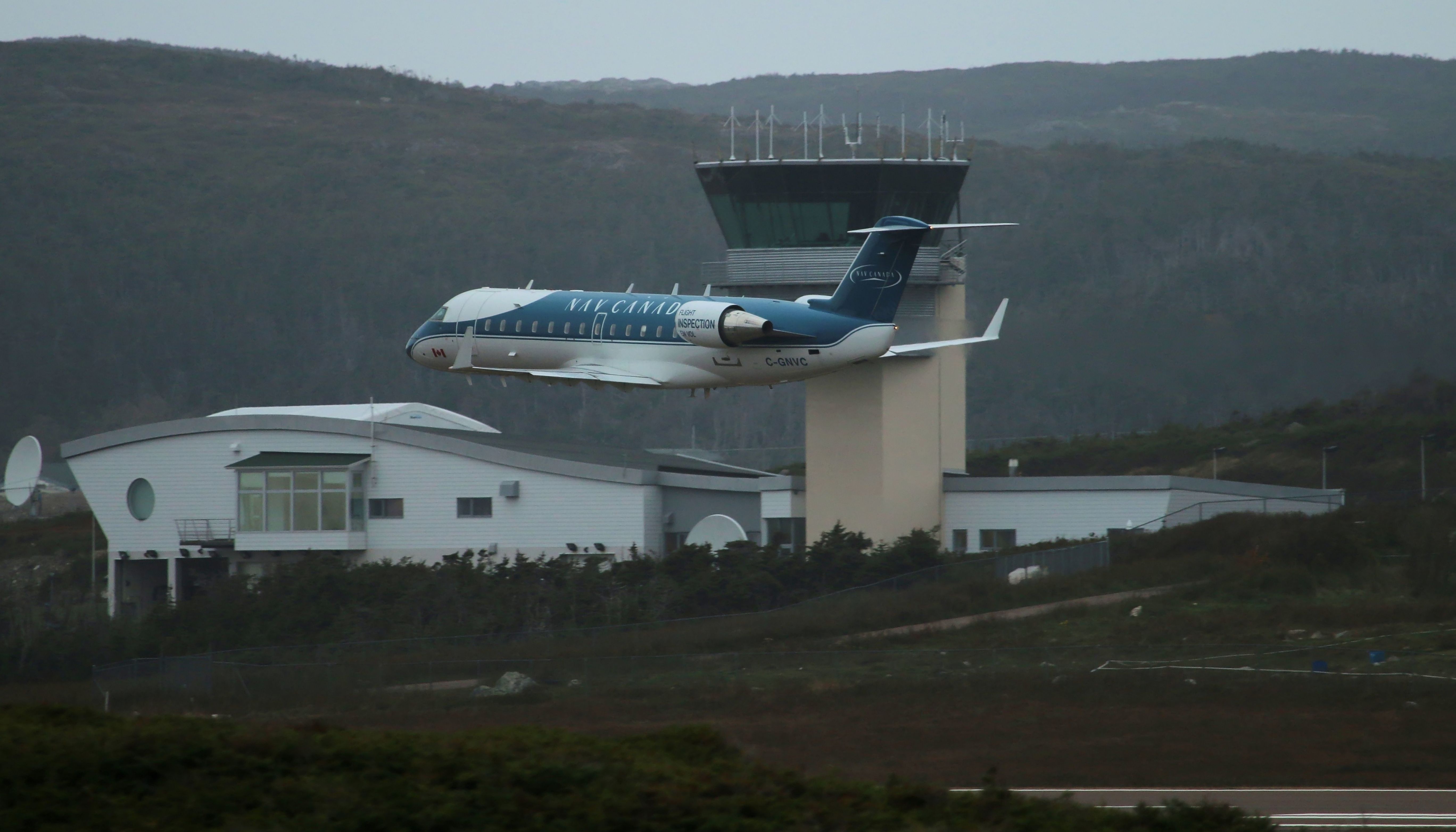 Canadair Regional Jet CRJ-200 (C-GNVC)