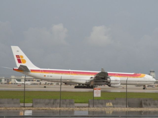 Airbus A340-600 (EC-INO)