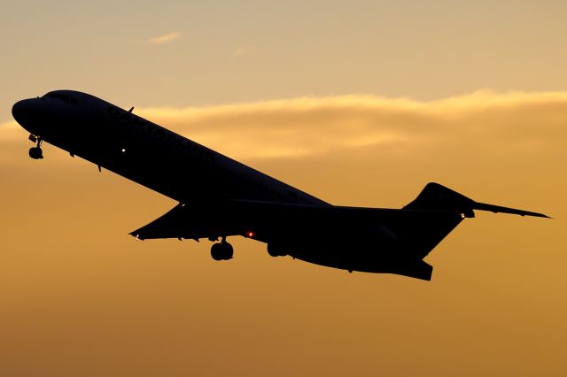 Boeing 717-200 (VH-YQU)