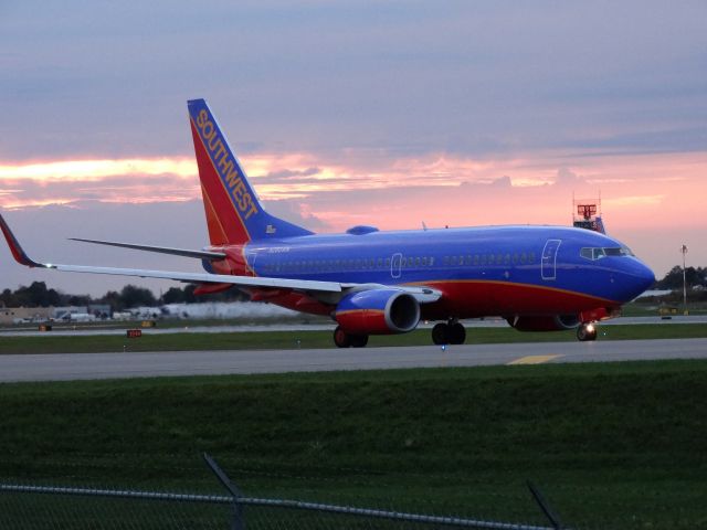 Boeing 737-700 (N200WN)