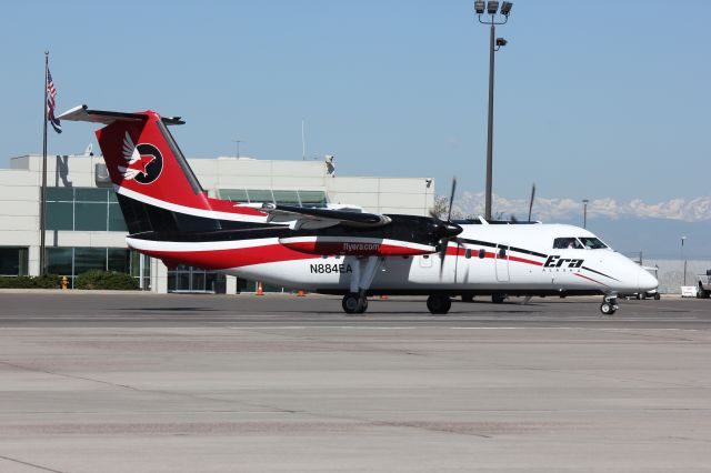 de Havilland Dash 8-100 (N884EA)