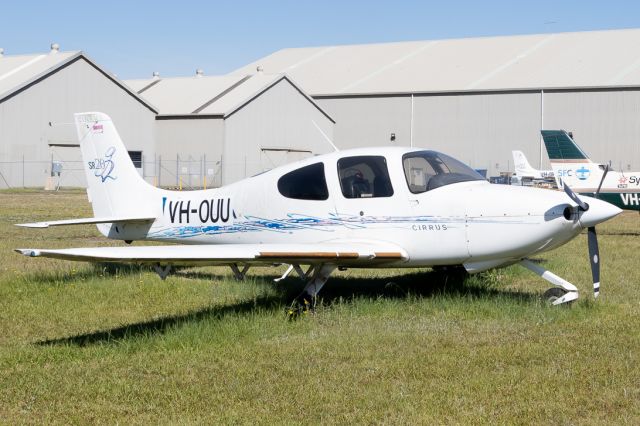 Cirrus SR-20 (VH-OUU)