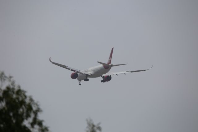 Airbus A350-1000 (G-VPOP)